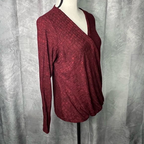 Rock & Republic Burgundy & Black Faux Wrap Long Sleeve Ribbed Top - MED - Picture 6 of 11